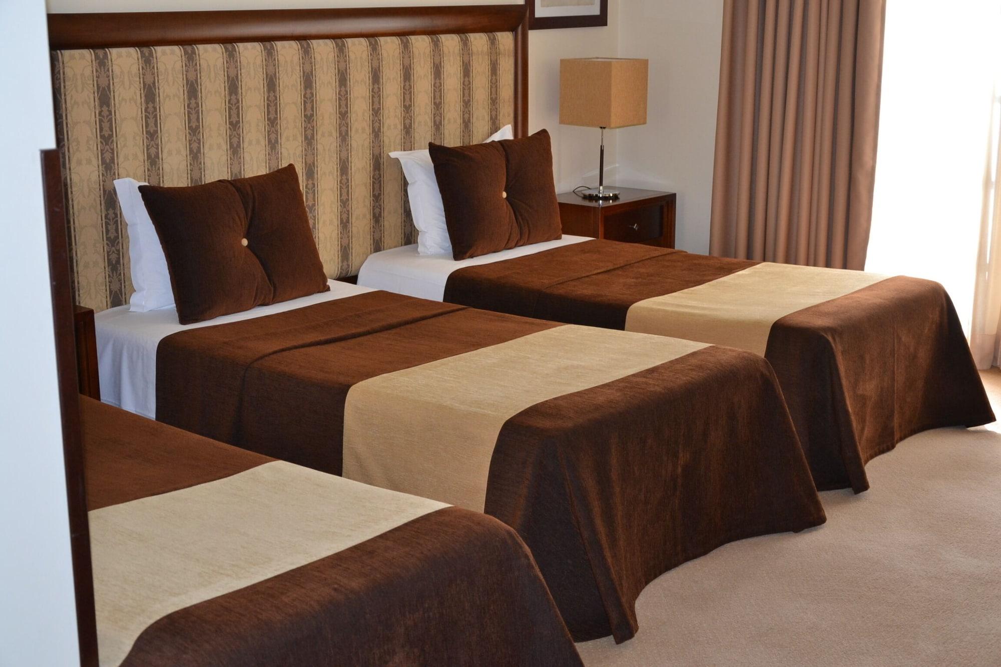 Veneza Hotel Aveiro Bagian luar foto