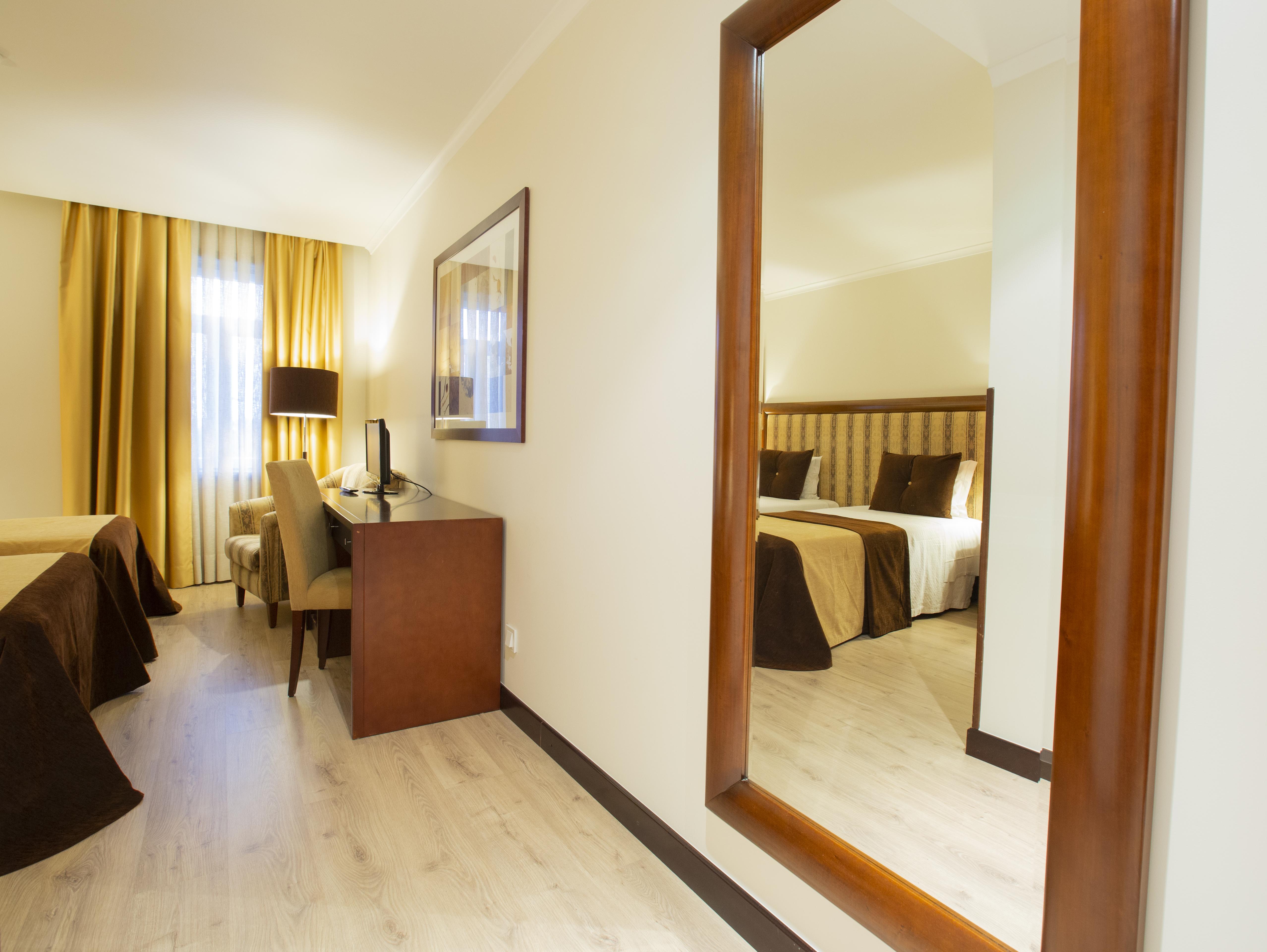Veneza Hotel Aveiro Bagian luar foto