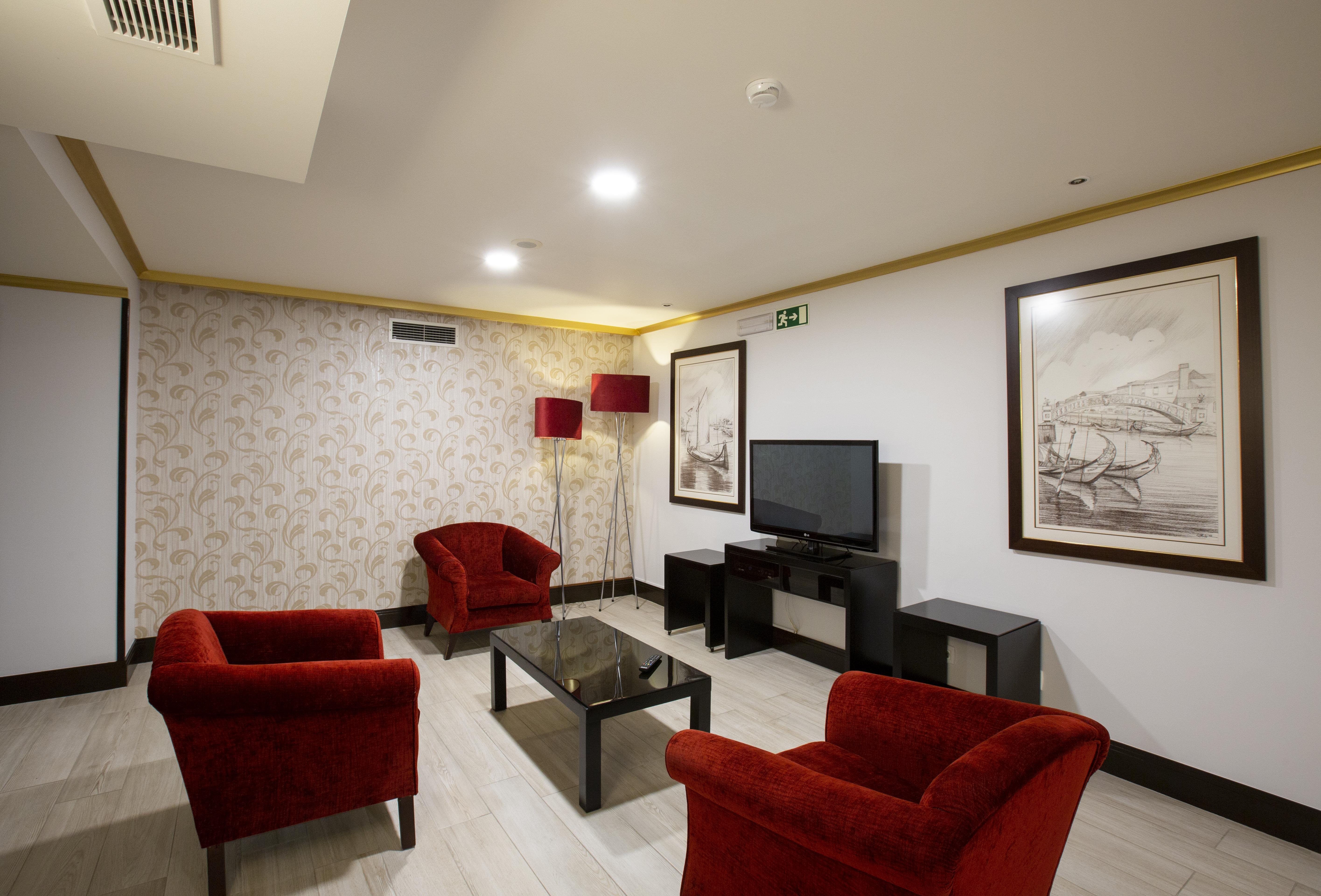 Veneza Hotel Aveiro Bagian luar foto